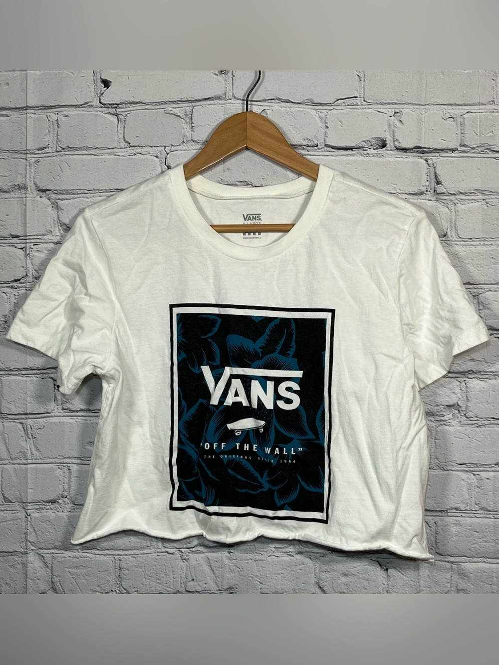 Vans Off the Wall Print Cropped T Shirt Womens XL White Short Sleeve Tee